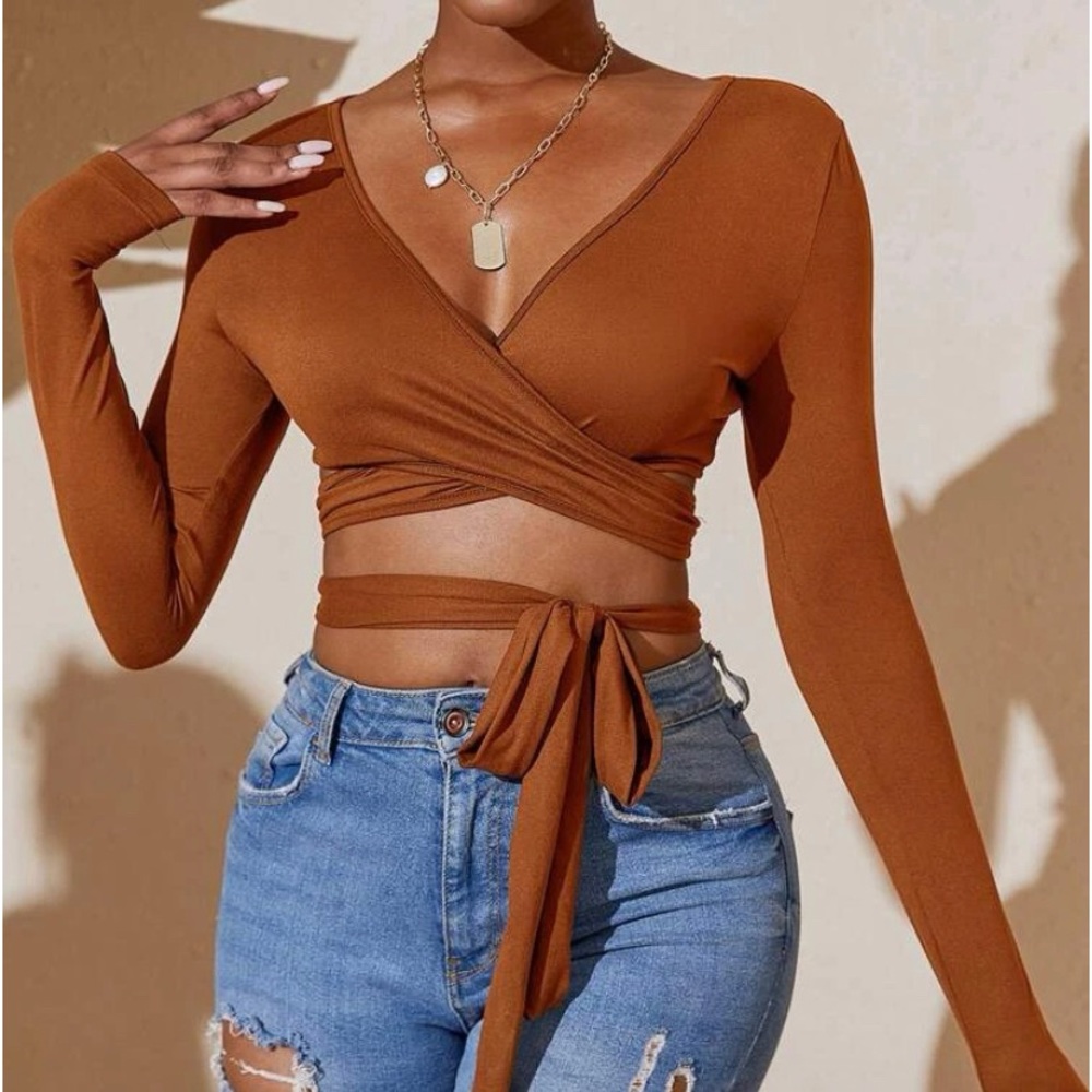 ✨ Shein Solid Criss Cross Tie Waist Top